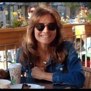 Meet your Posher, Gulay